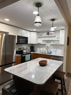 Maui Banyan- Your home away from home on Maui!